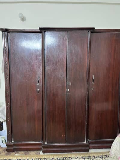 Solid Wooden 4 Door Wardrobe / Cupboard / Almari in Good Condition