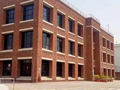 GULBERG ESTATE OFFER,4 KANAL COMMERCIAL BUILDING FOR RENT IN GULBERG LAHORE