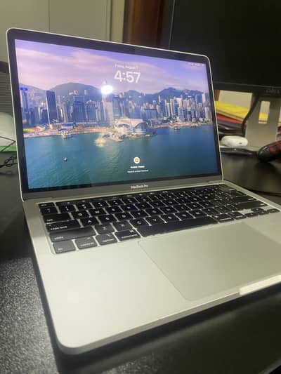 Macbook Pro 2020 13inch 16/512 Silver Magic Keyboard