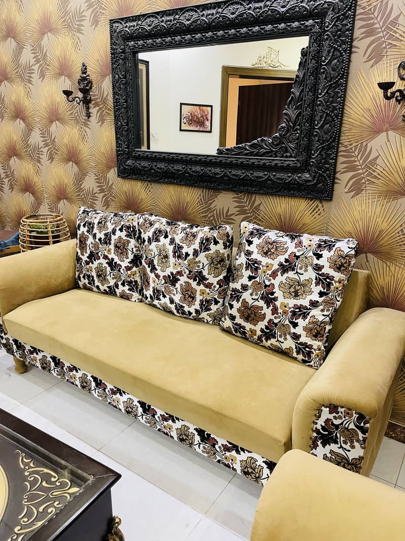 Sofa set new condition 3