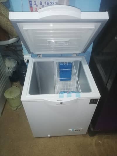 Dawlance inverter deepfreezer single door new zero meter