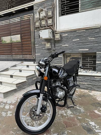 Suzuki GS150 SE