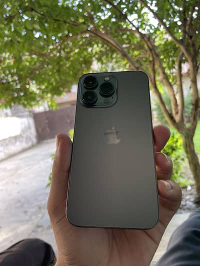 Apple iPhone 13 Pro
