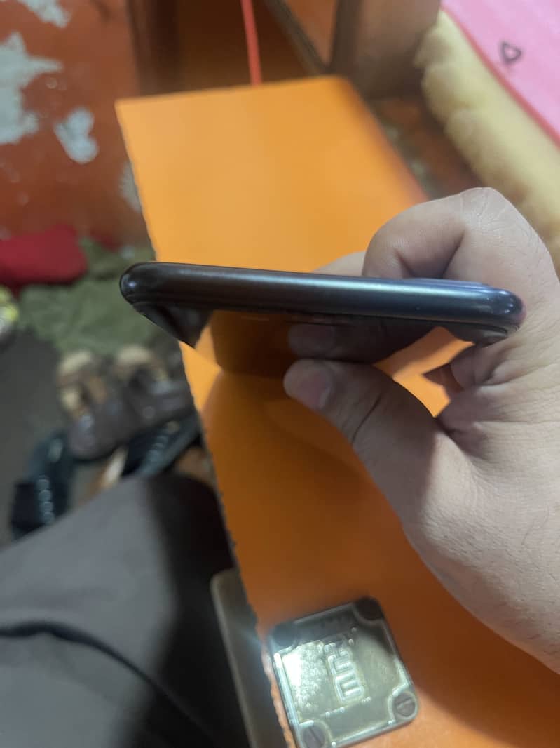 Apple iPhone 7 Plus 4
