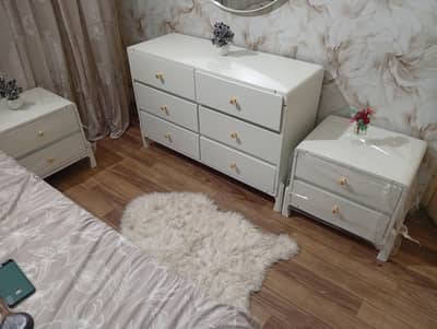 bed side tables dressing no mattress | wooden bed