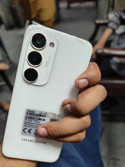 Tecno spark 40 pro+