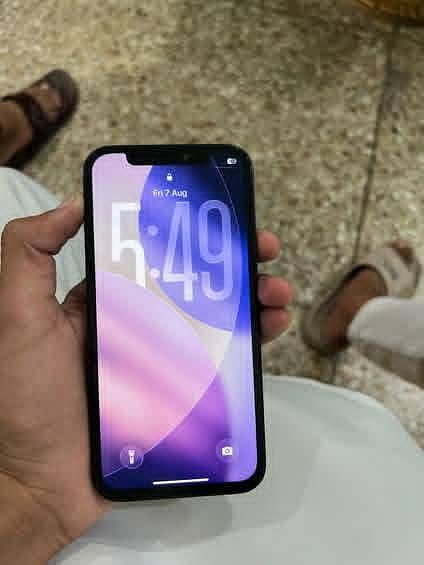 Apple iPhone 12 1