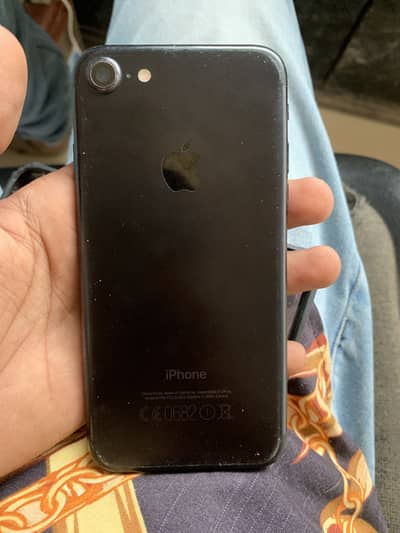 Apple iPhone 7