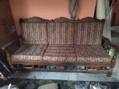 5 seater sofa set 3 and 1 and 1