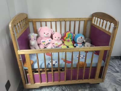 baby wooden crib