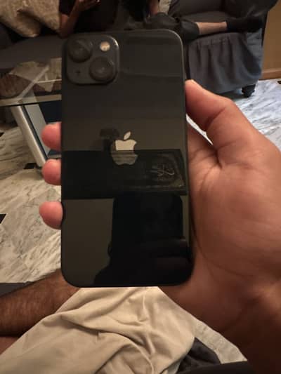 Apple iPhone 13