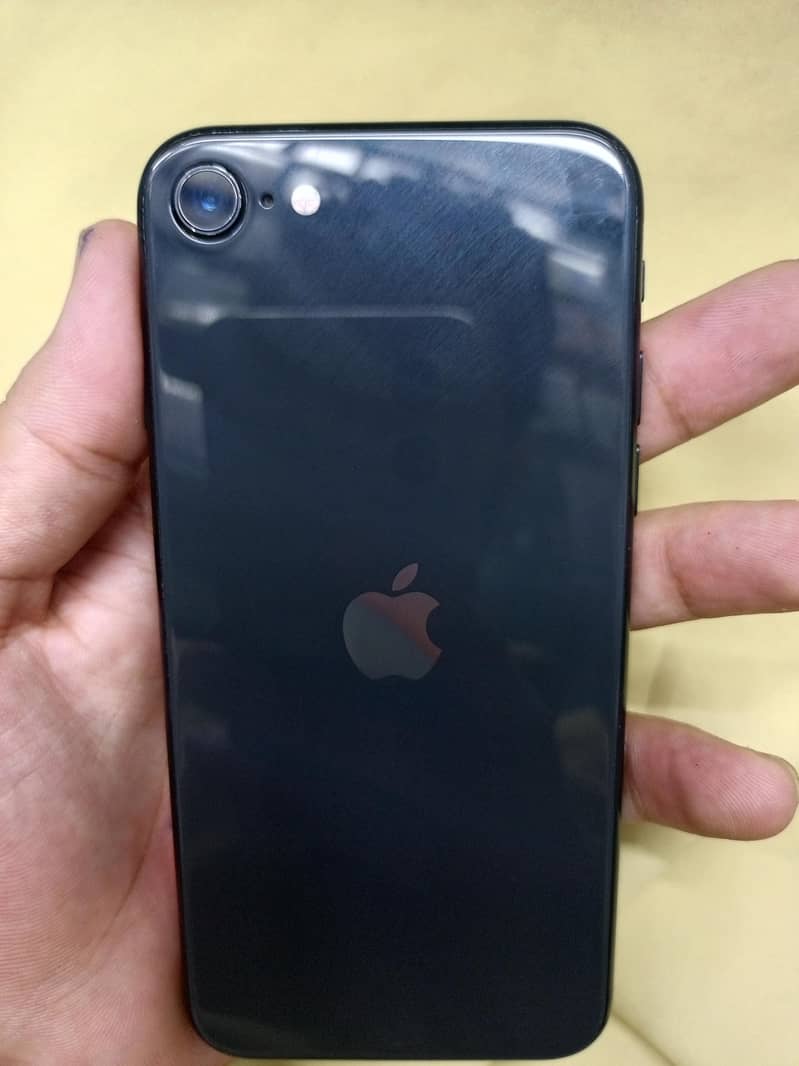 Apple iPhone SE 11