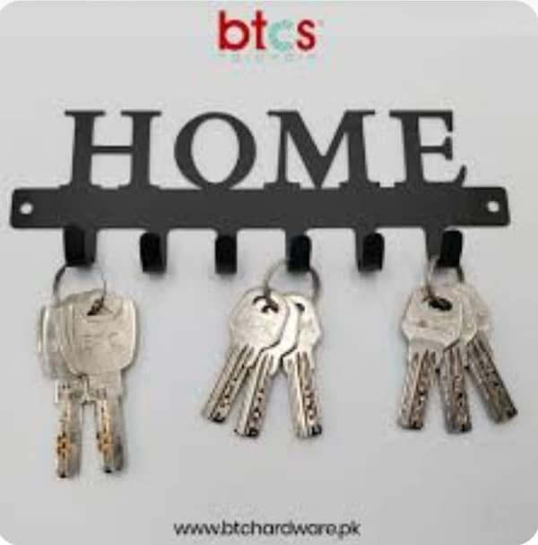 Home Keychain Holder — Wall-Mounted Key Rack for Home and Office