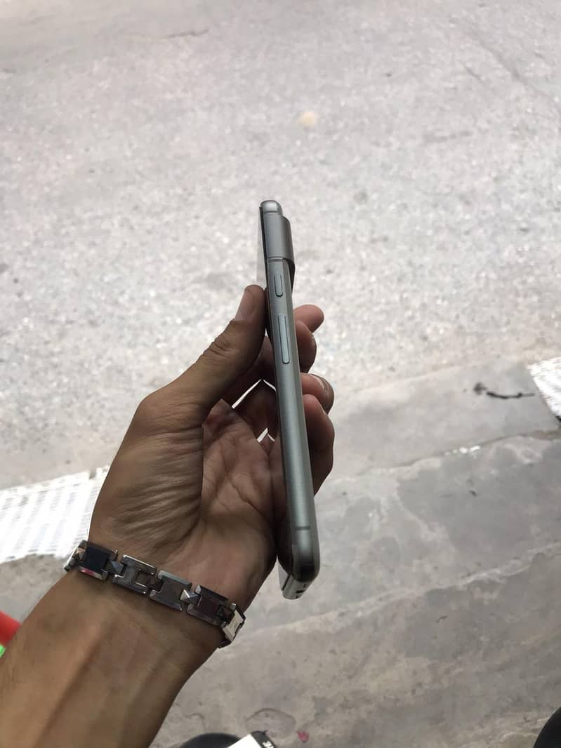Google Pixel 8 1