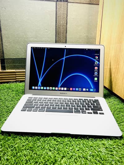 MacBook Air 2017(13.3”) i5 8/128