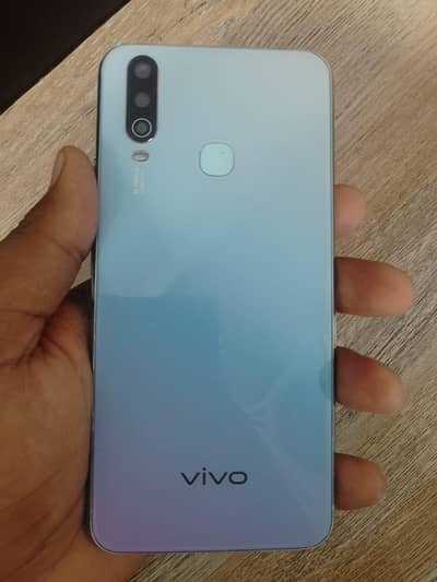 Vivo Y17