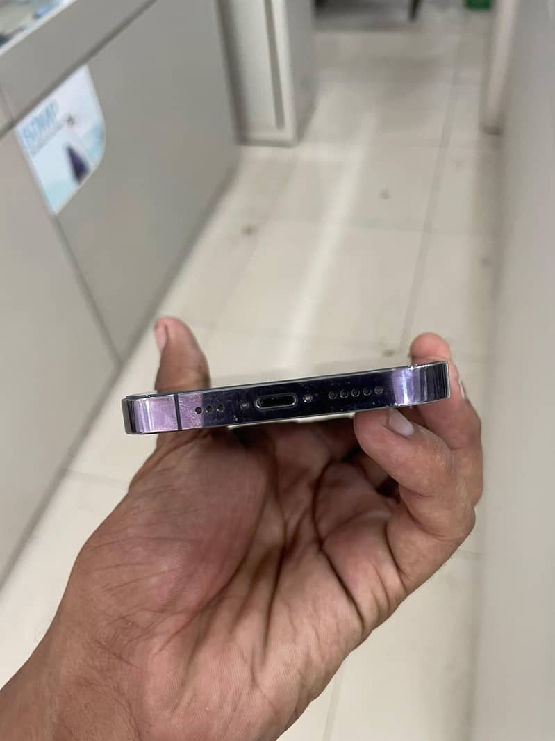 Apple iPhone 14 Pro 2