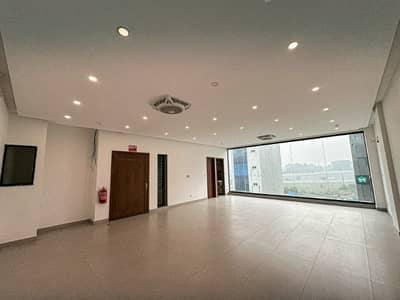 4 MARLA COMMERCIAL FLOOR FOR RENT IN DHA PHASE 5