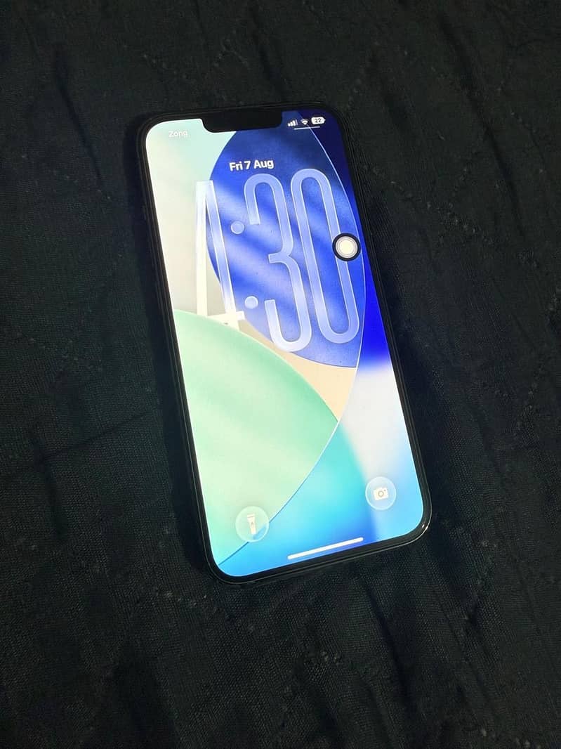 Apple iPhone 13 Pro 1