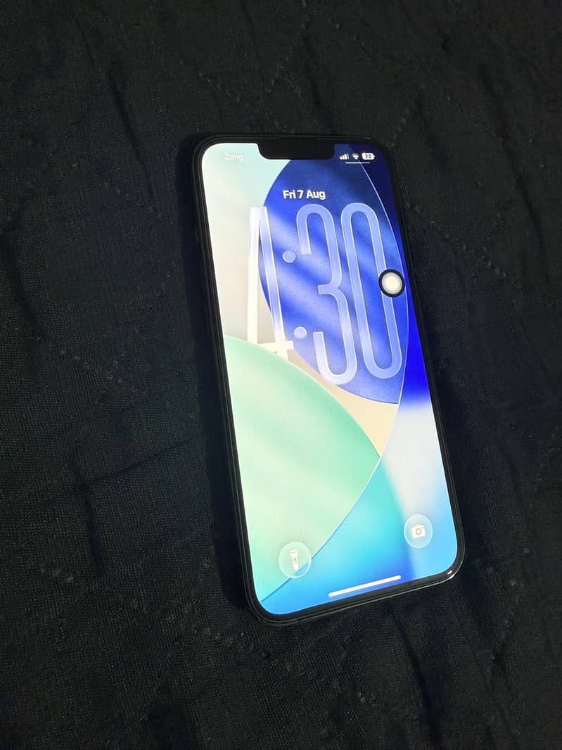 Apple iPhone 13 Pro 4