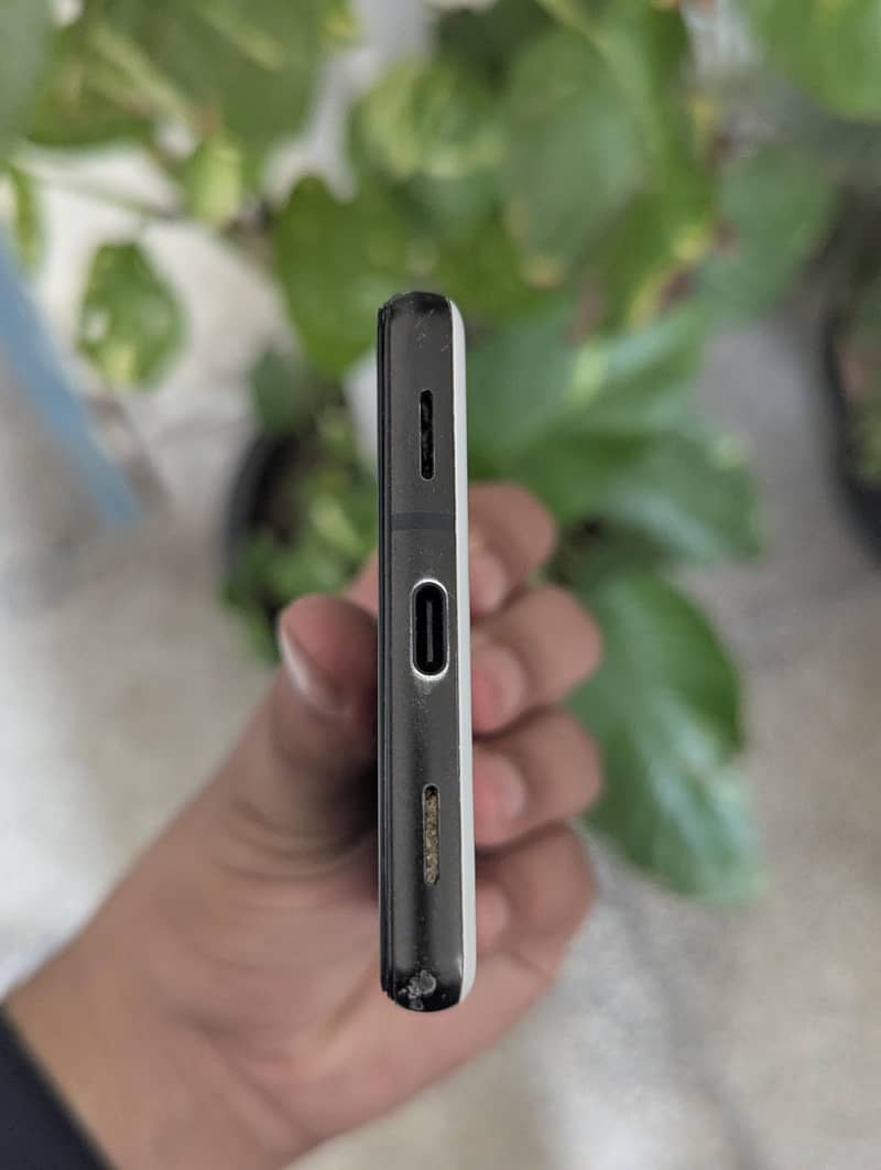 Google Pixel 6a 3