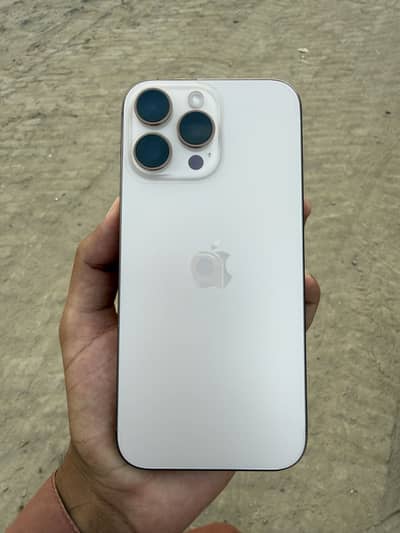 Apple iPhone 16 Pro Max