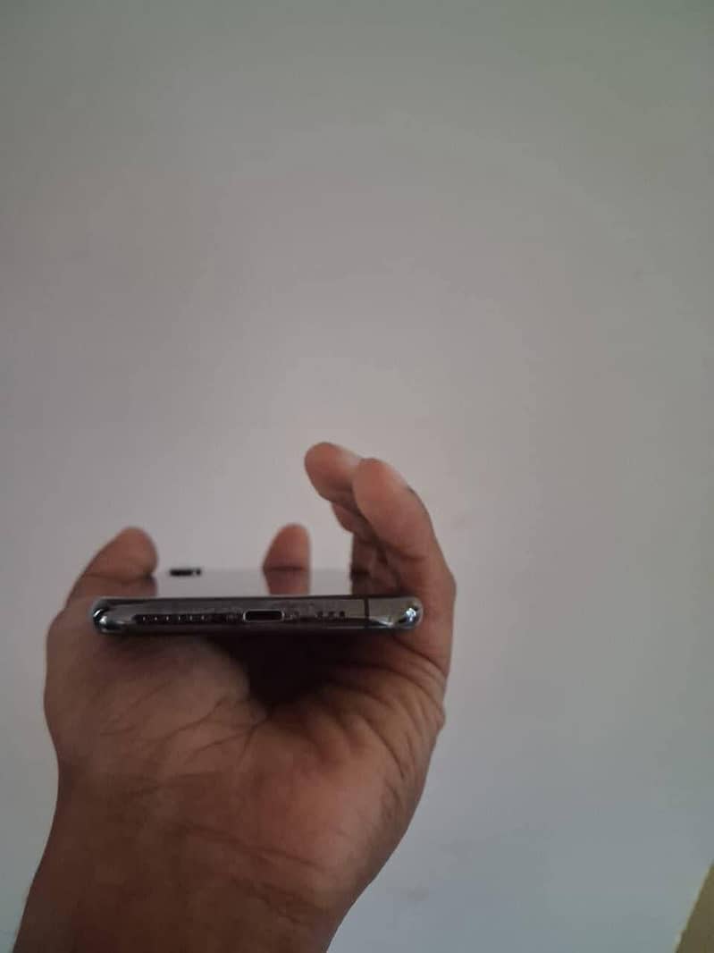 Apple iPhone X 1