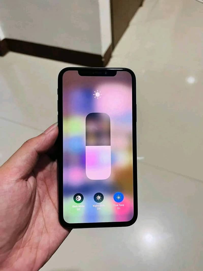 Apple iPhone X 3