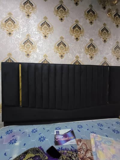 poshesh bed black
