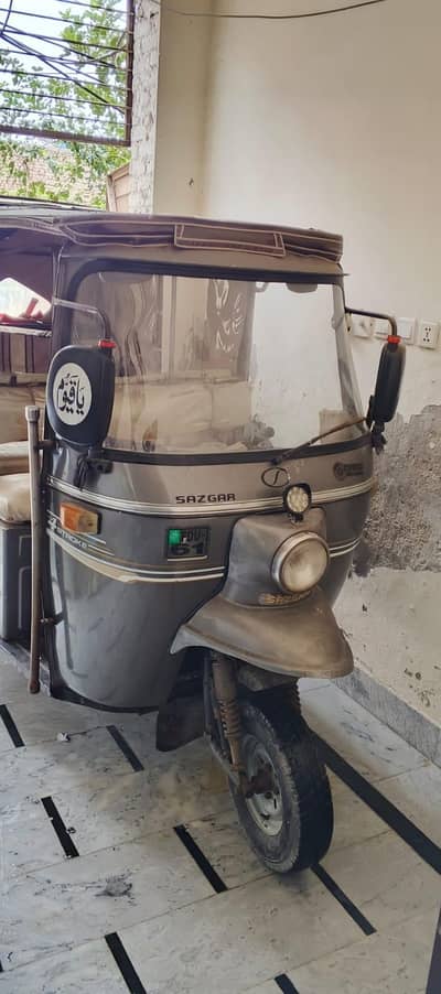 Sazgar auto rickshaw
