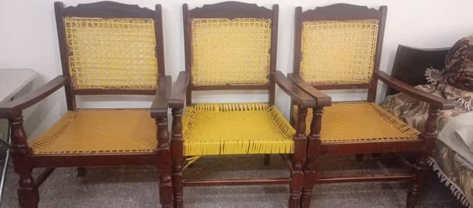 WOODEN CHAIRS FOR SALE 03203433695