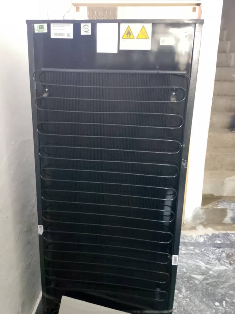 refrigerator 3