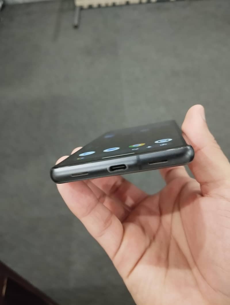Google Pixel 7a 3