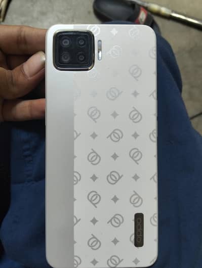 oppo F17 4 + 128 all ok exchange possible