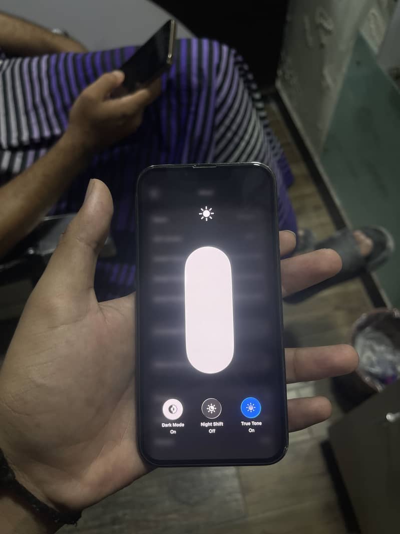 Apple iPhone 13 Pro 1