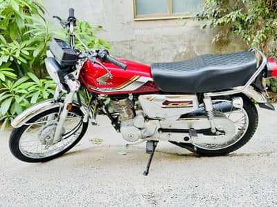 CG 125S silver edition 2025/26