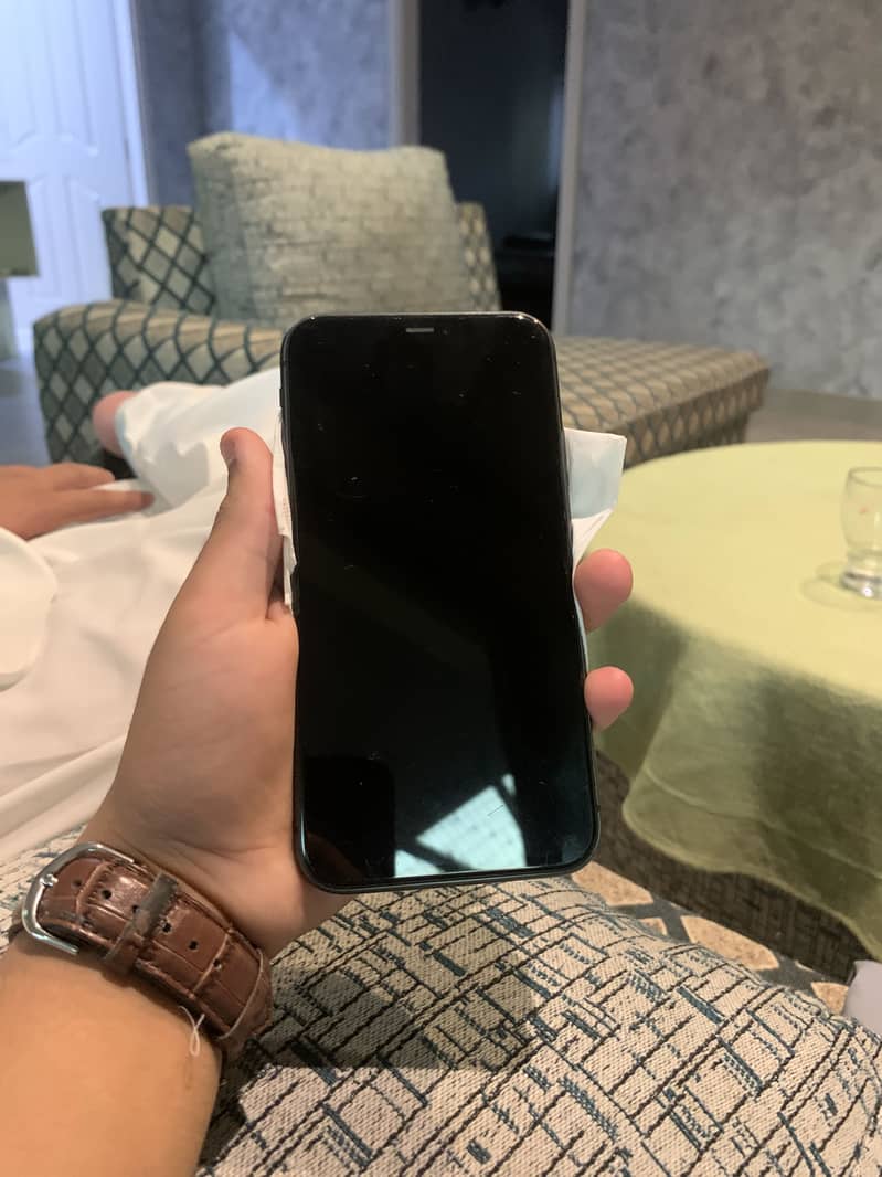 Apple iPhone 11 1