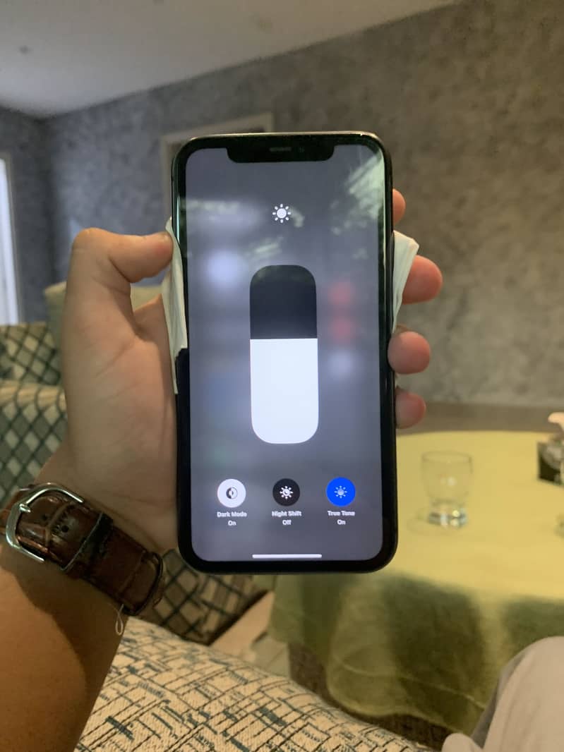 Apple iPhone 11 6