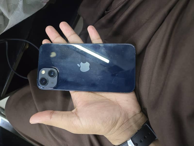 Apple iPhone 13 mini 1