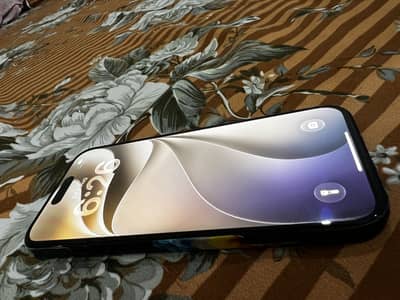 Apple iPhone 15