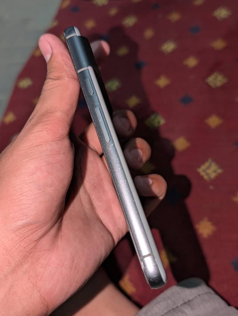 Google Pixel 8 1