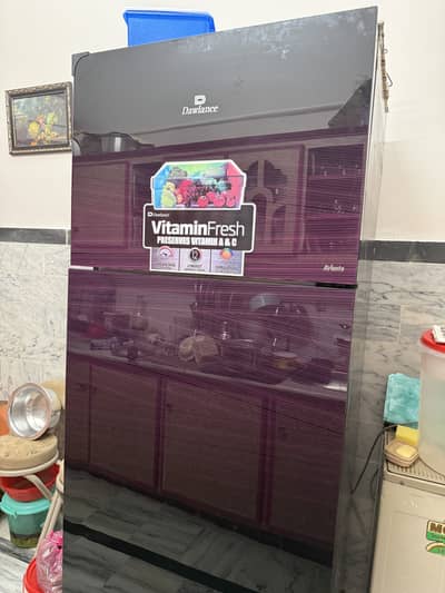 Dawlance extra large fridge (glass panel)