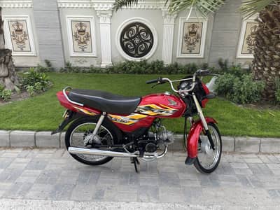 Honda cd dream (0305//8418484)