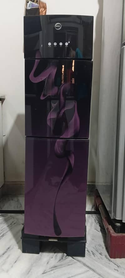 Dual water dispenser