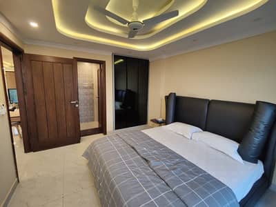 Two Bed apartment For Rent Daily Basis weekly Long Trem bahria town lahore