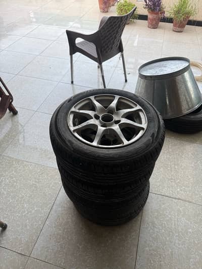 Imported 2025 New Tyres 165/65/R13 Mazinni 13 inch Full thread life