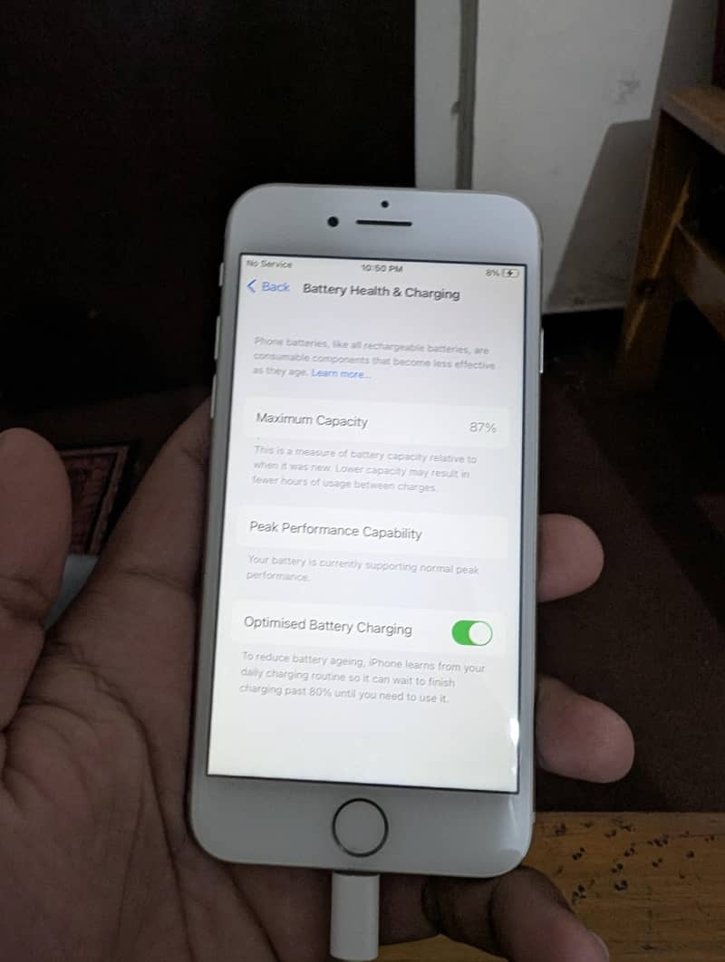 Apple iPhone 8 0