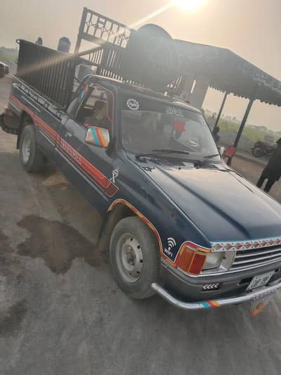 Toyota Hilux single cabin
