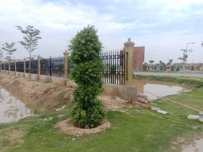 40' Road Corner 3.4 Marla Plot construction services also available