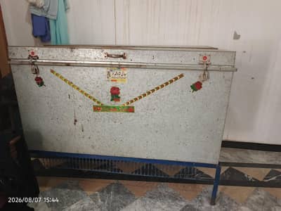 Iron Trunk/Patti with Iron Stand